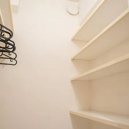 Arctic Vintage Oasis: Unique Apartment